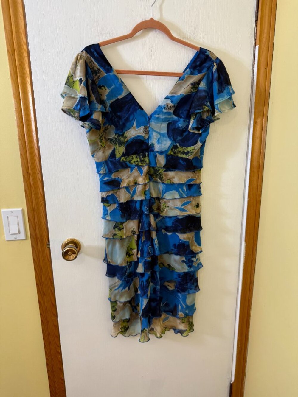 NWT Jonathan Martin Blue Floral Tiered Ruffle Dress Size 8 - Picture 3 of 5